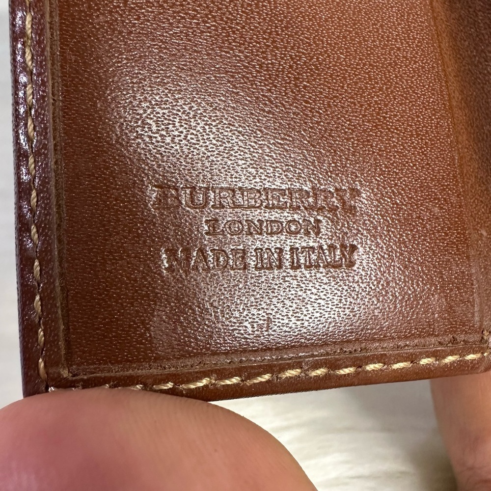 BURBERRY classic key holder - Picture 10 of 16